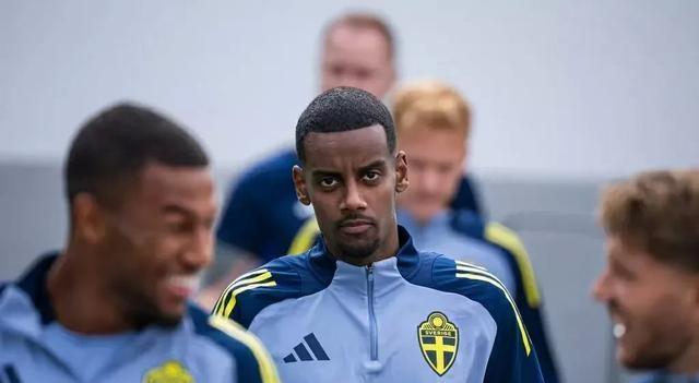 雷火电竞主播-包含大洋洲篮球联赛延续火爆激情继续燃烧的词条