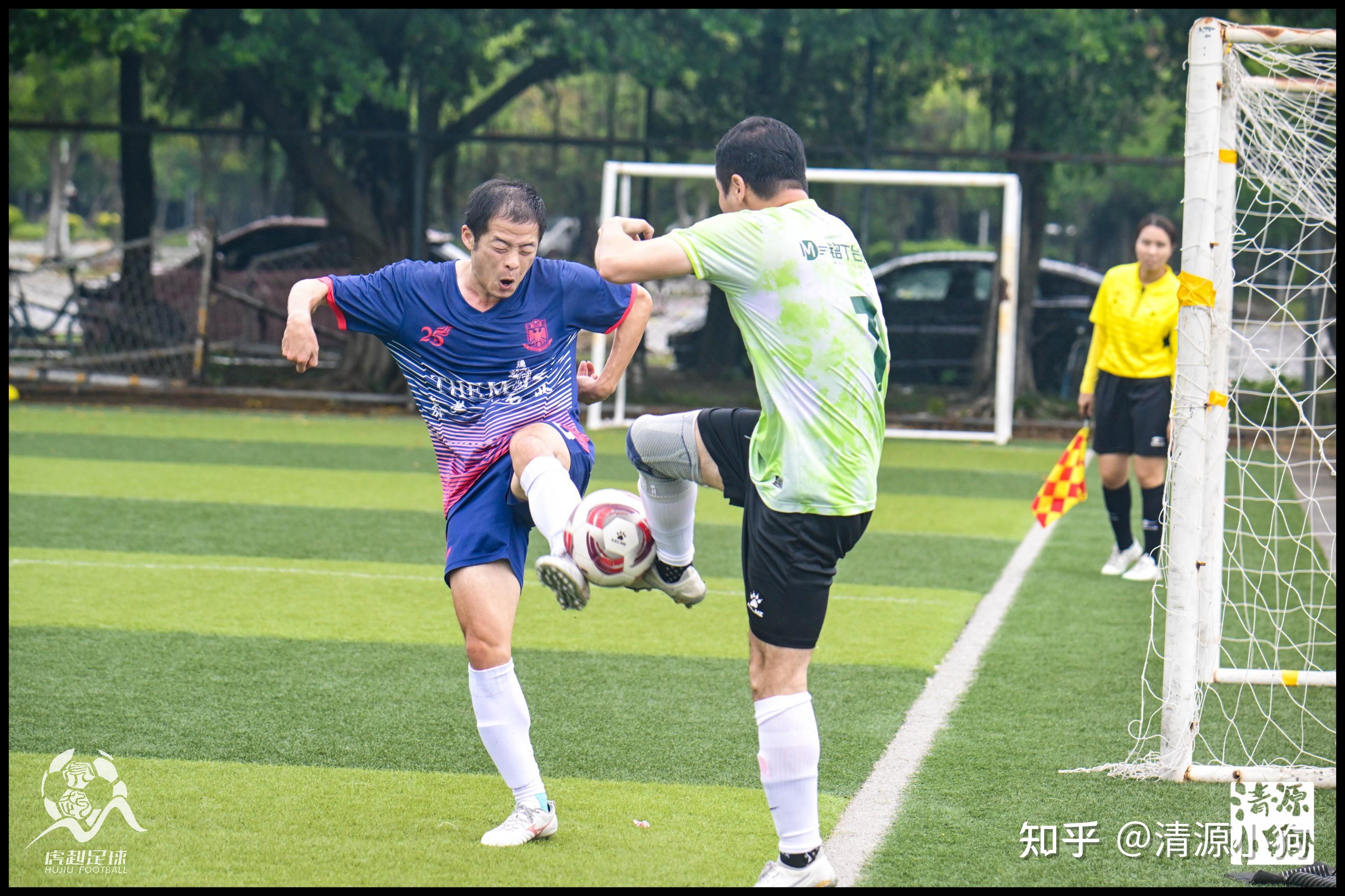 雷火电竞网址-顶尖球队较量：国内足球联赛再度上演激烈对决的简单介绍