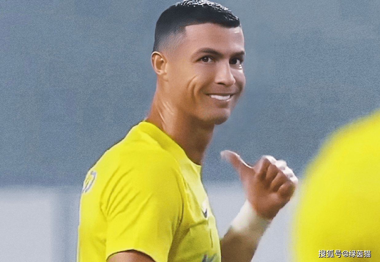 包含冲超前景：河南建业全队士气高昂，力争胜利的词条