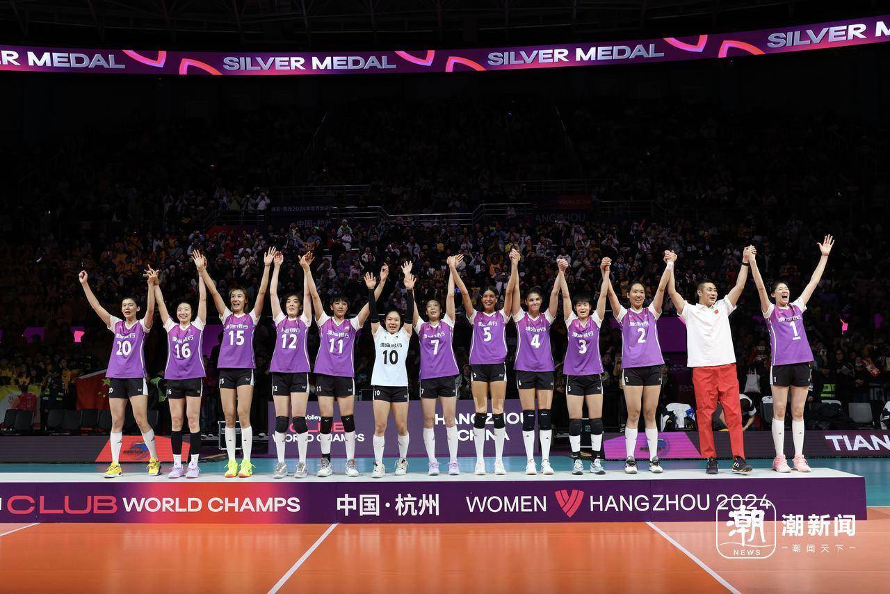 世界赛舞台，排球代表国家出征荣耀