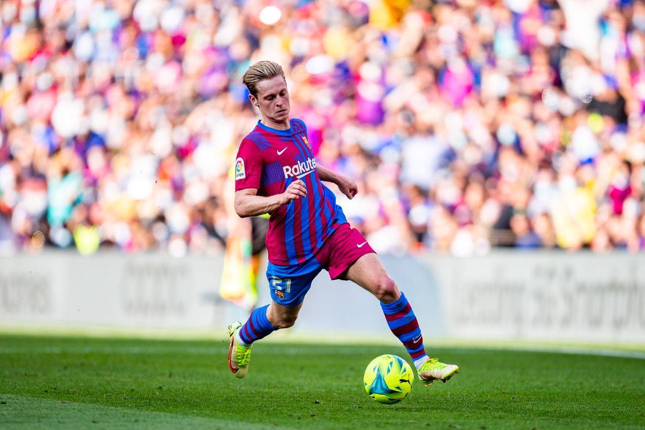 雷火电竞官网-阿贾克斯球员在欧国联比赛中展现出色身体素质