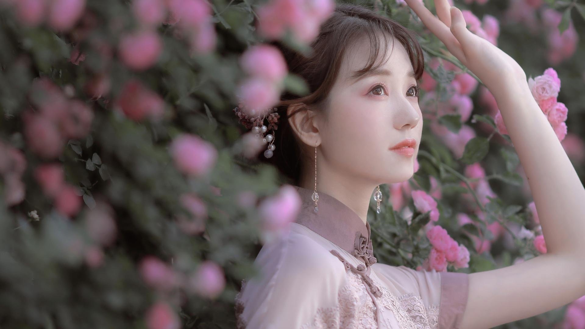 未知星系的航程，巨星闪光与冷门频发的现代足球引力场